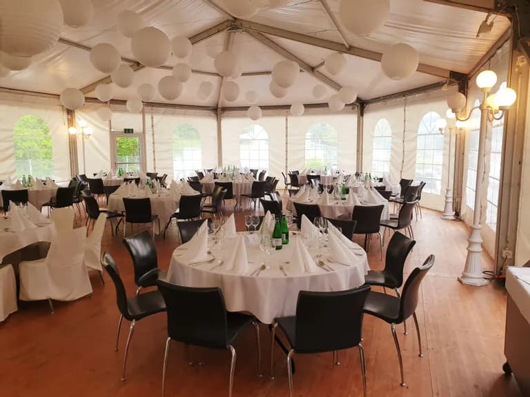 Schluefweg Gastro GmbH